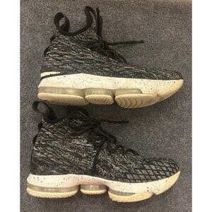 Nike Lebron 15 XV Ashes GS Black White  Sneakers 922811-002 Size 5Y
